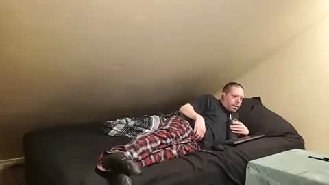 Snapshot of mrxhere chatting on February 23, 12:30 am mrxhere online show from February 23, 12:30 am