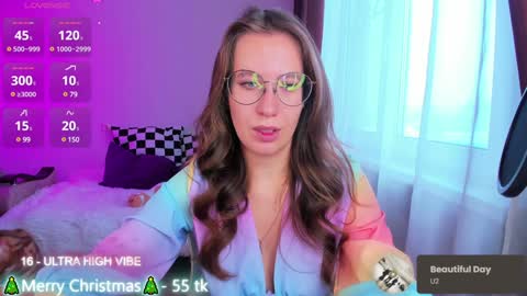 Allison online show from December 25, 10:28 am