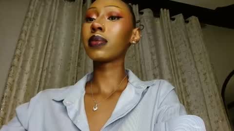 Snapshot of ms_crystal chatting on June 5, 4:35 pm ms_crystal online show from June 5, 4:35 pm