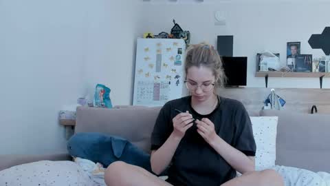 Snapshot of ms_foryou chatting on May 18, 2:29 am Ms ForYOU online show from May 18, 2:29 am