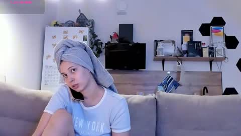 Snapshot of ms_foryou chatting on July 30, 3:22 pm Ms ForYOU online show from July 30, 3:22 pm