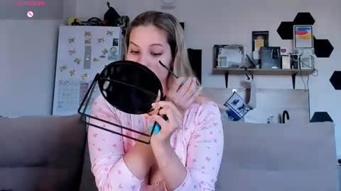Snapshot of ms_foryou chatting on July 31, 3:11 pm Ms ForYOU online show from July 31, 3:11 pm
