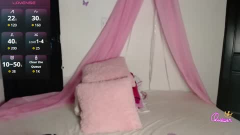 Snapshot of ms_ivanna chatting on May 22, 10:04 pm Ivanna online show from May 22, 10:04 pm