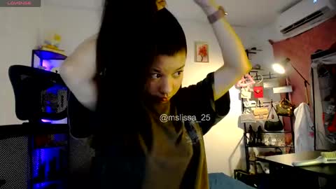 Snapshot of ms_lissa chatting on April 22, 11:06 pm MISS LISSA online show from April 22, 11:06 pm