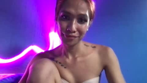 Snapshot of ms_maureenx69x chatting on October 25, 1:02 am ms_maureenx69x online show from October 25, 1:02 am