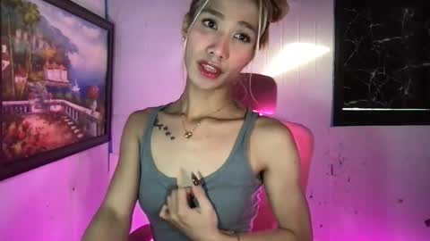 ms_maureenx69x online show from April 28, 10:48 pm