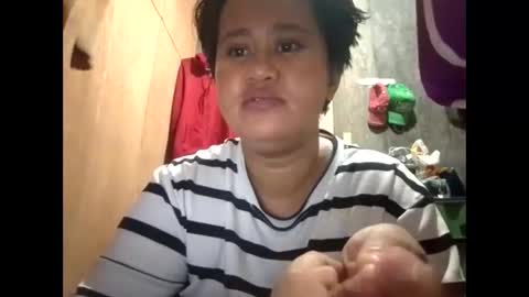 Snapshot of ms_nathalie chatting on December 2, 10:31 am Nathalie online show from December 2, 10:31 am