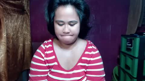 Nathalie online show from June 25, 1:38 am