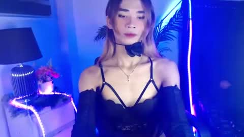 Snapshot of mscherry_ chatting on November 9, 10:46 am mscherry_ online show from November 9, 10:46 am