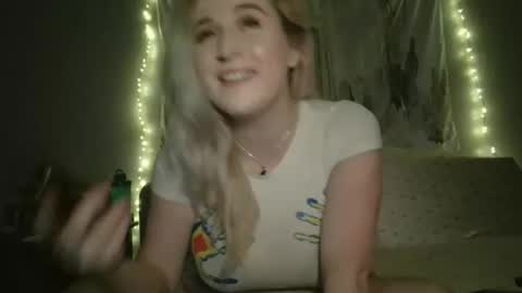 Snapshot of msclairewhatever chatting on February 2, 6:23 am msclairewhatever online show from February 2, 6:23 am