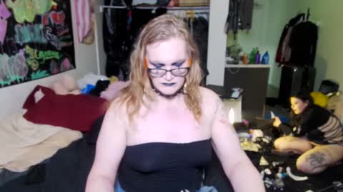 Cunty Luxxe online show from September 25, 11:36 am