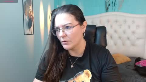 Jossie online show from May 5, 3:25 am