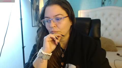 Snapshot of msjossie chatting on June 6, 3:33 am Jossie online show from June 6, 3:33 am