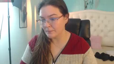 Snapshot of msjossie chatting on June 20, 3:42 am Jossie online show from June 20, 3:42 am