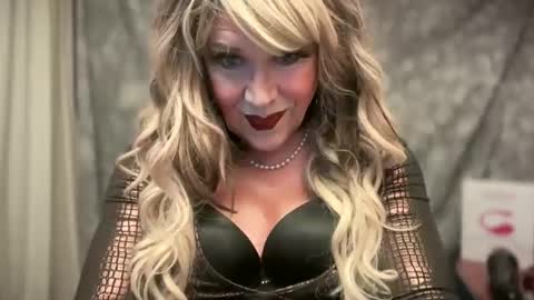 mskarentoy online show from October 17, 11:18 pm