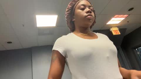 Snapshot of mskitty000 chatting on November 1, 10:12 pm mskitty000 online show from November 1, 10:12 pm