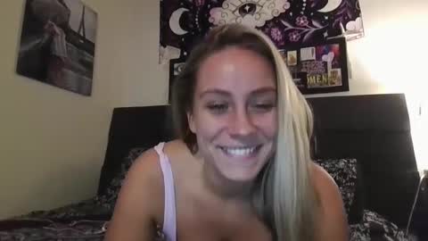 msmariesummers online show from February 3, 11:26 pm