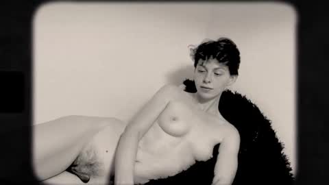 Snapshot of msprissylynx chatting on October 4, 2:42 am Adela Rose MsPrissyLynx online show from October 4, 2:42 am