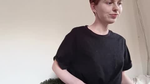 Snapshot of msprissylynx chatting on December 3, 5:33 pm Adela Rose MsPrissyLynx online show from December 3, 5:33 pm