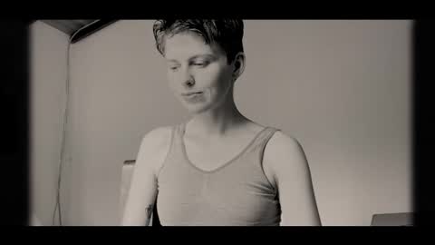 Snapshot of msprissylynx chatting on December 15, 7:07 pm Adela Rose MsPrissyLynx online show from December 15, 7:07 pm