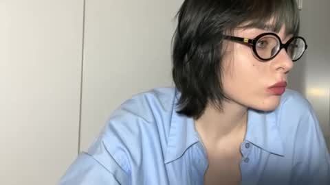 msroxanna online show from March 10, 3:00 am