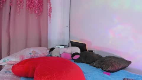 Snapshot of msschloee chatting on November 14, 1:59 am Chloe new account online show from November 14, 1:59 am