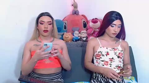 Snapshot of msspenelopedick chatting on December 9, 10:32 am Aaron And Alex online show from December 9, 10:32 am