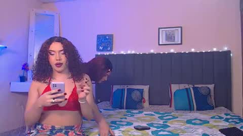 Snapshot of msspenelopedick chatting on October 15, 3:50 am Aaron And Alex online show from October 15, 3:50 am