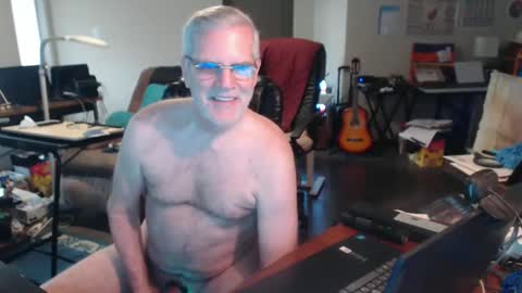 Snapshot of mt2much chatting on February 27, 7:26 pm mt2much online show from February 27, 7:26 pm