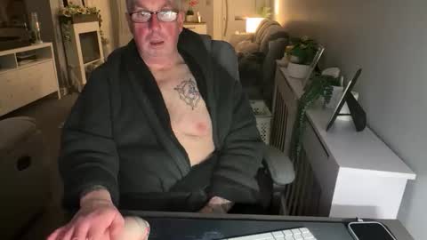 mtb1697 online show from February 1, 11:25 pm