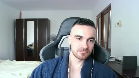 Victor online show from November 25, 7:30 am