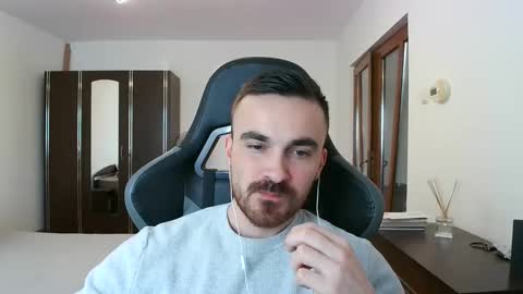 Victor online show from February 20, 1:55 pm