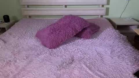 Snapshot of muawallace chatting on September 18, 8:16 am Mia online show from September 18, 8:16 am