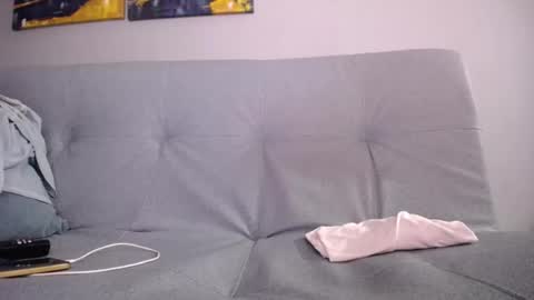 mucholover online show from January 19, 1:00 am