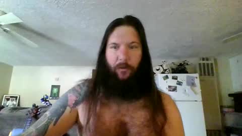 Snapshot of mudge chatting on February 10, 1:55 pm Mudge online show from February 10, 1:55 pm