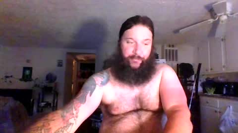 Snapshot of mudge chatting on July 4, 9:32 pm Mudge online show from July 4, 9:32 pm