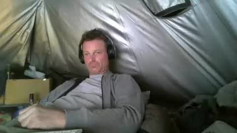 Snapshot of mudjimba chatting on June 6, 6:45 pm mudjimba online show from June 6, 6:45 pm