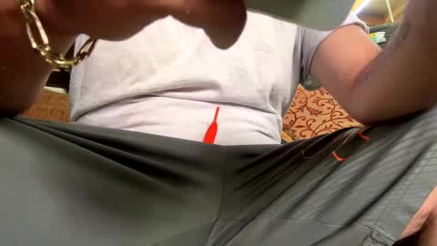 Snapshot of muecapr chatting on September 28, 5:40 pm Freakyt online show from September 28, 5:40 pm