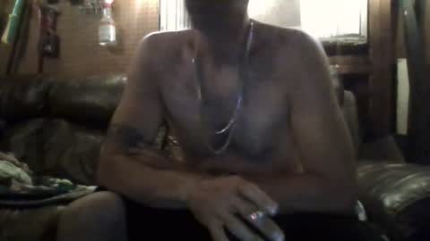 Snapshot of muffdiver718 chatting on July 21, 5:21 am Muffdiver online show from July 21, 5:21 am
