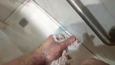 Snapshot of mugglesmuggler chatting on February 24, 12:03 pm mugglesmuggler online show from February 24, 12:03 pm