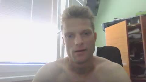 Snapshot of mugis420 chatting on July 12, 5:09 am mugis420 online show from July 12, 5:09 am