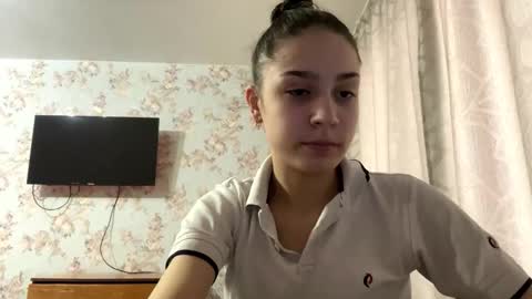 Tia online show from February 14, 7:16 am