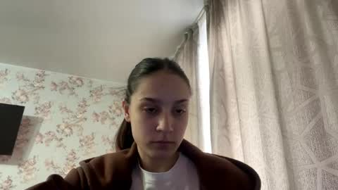 Tia online show from May 2, 8:08 am