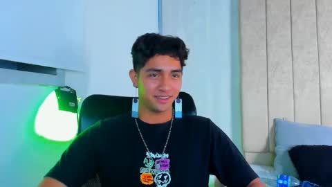 Snapshot of muichiro_tokito1 chatting on January 23, 6:49 am muichiro tokito1 online show from January 23, 6:49 am