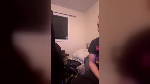 Snapshot of mulaniyaa chatting on March 10, 4:28 am mulaniyaa online show from March 10, 4:28 am