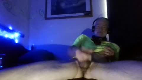 Snapshot of mullinfloggin79 chatting on June 17, 12:07 pm mullinfloggin79 online show from June 17, 12:07 pm