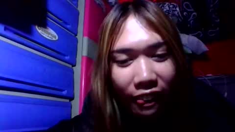 Snapshot of multicummerts chatting on October 15, 9:48 pm multicummerts online show from October 15, 9:48 pm