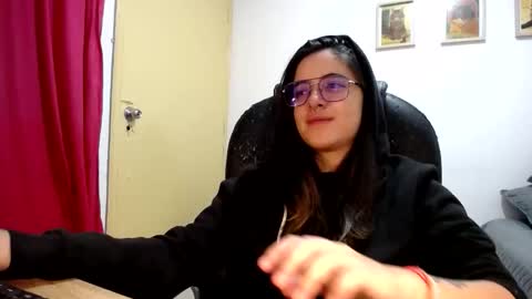 Snapshot of multiorgasmic_6 chatting on September 21, 1:51 am Dani and Alex online show from September 21, 1:51 am