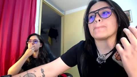 Snapshot of multiorgasmic_6 chatting on September 30, 2:16 am Dani and Alex online show from September 30, 2:16 am