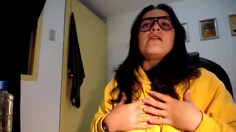 Snapshot of multiorgasmic_6 chatting on October 17, 2:04 am Dani and Alex online show from October 17, 2:04 am